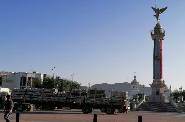 Preparativos del Grito comienzan a complicar el tráfico en el Centro de Chihuahua