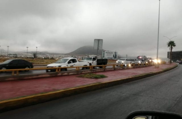 Choque múltiple complica tráfico sobre el Periférico de la Juventud
