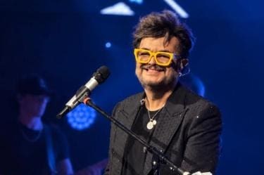 Aleks Syntek anuncia que se irá de México tras polémica en concierto