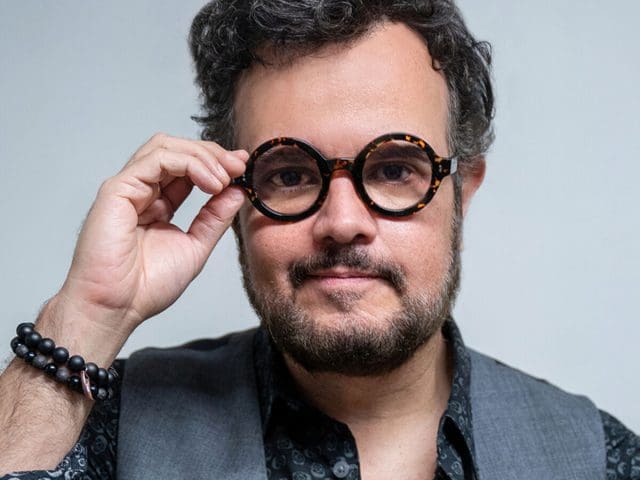 Aleks Syntek cancela gira por Europa tras recibir diagnóstico médico