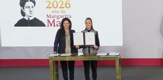 Firma Sheinbaum decreto para prohibir doble nacionalidad a aspirantes