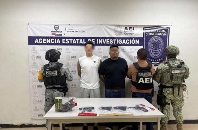 Detienen a adolescente por golpear a su pareja sentimental