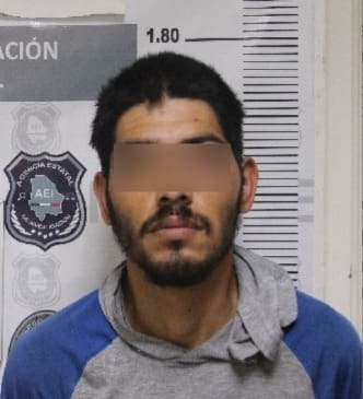 Agrede al policia con cuchillo al ser detenido por moto robada