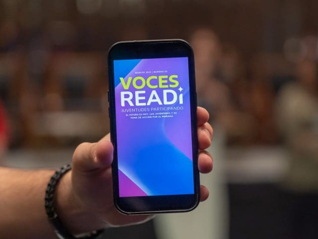El IEE presenta su revista digital Voces READi