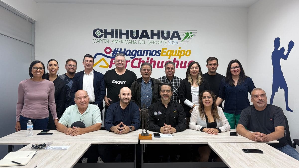 Se reúnen Cronistas Deportivos “Pancho Cano” con Juan Abdo; rumbo al XL aniversario del premio Teporaca