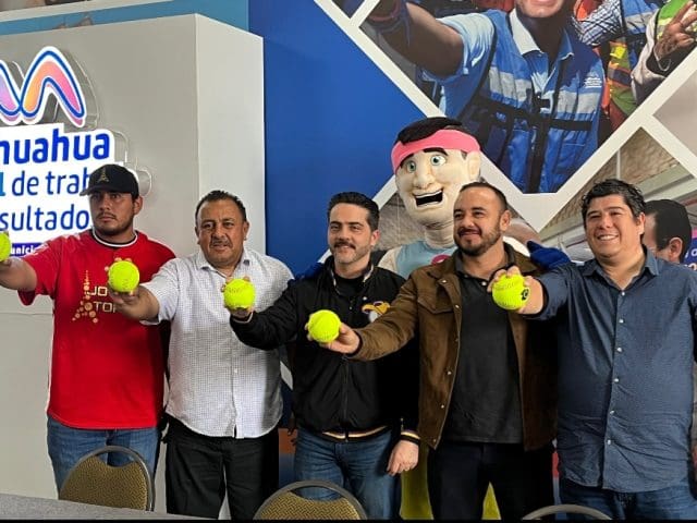 Destaca Adán Galicia espíritu de lucha y disciplina de los jóvenes deportistas