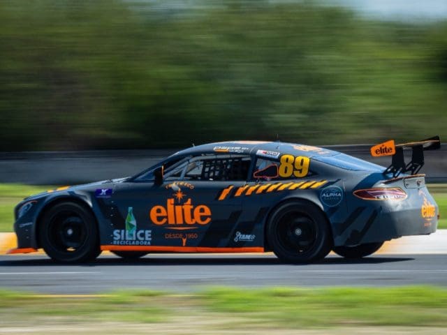 Pepe Stege mantiene viva la esperanza del campeonato  de GTM Light