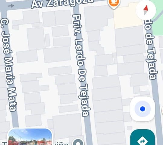 Denuncian trabajos inconclusos de JMAS en avenida Zaragoza, en la colonia Granjas