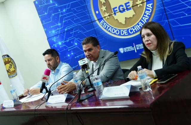 Alerta Fiscalía por fraudes con falsos mensajes de paquetería