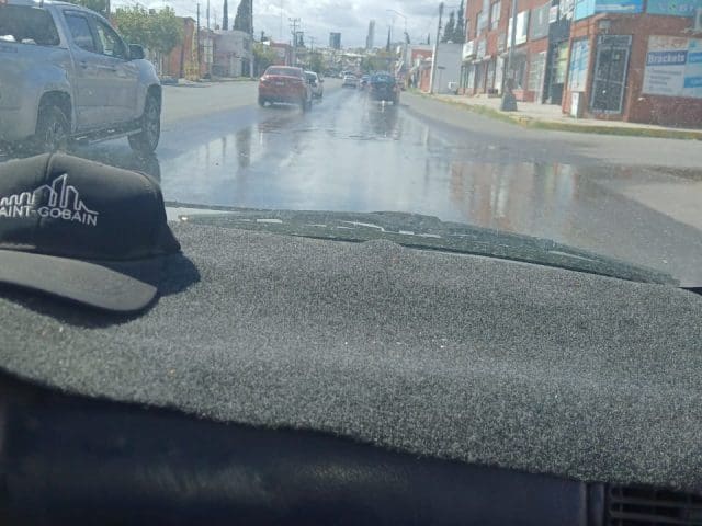Denuncian fugas de agua en Juan Escutia y González Cossío