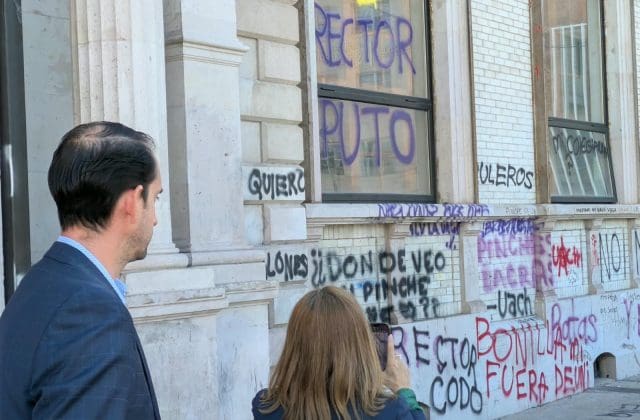 Notaria da fe a daños en Rectoría de la UACH para trámite de reparación