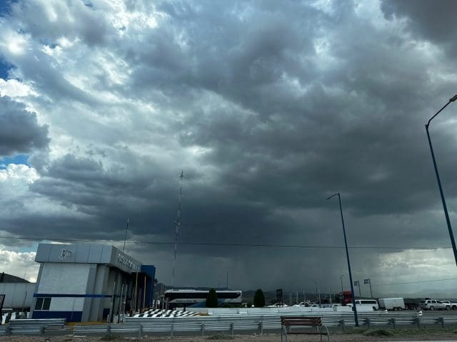 Emiten alerta por lluvias en el sur de Chihuahua