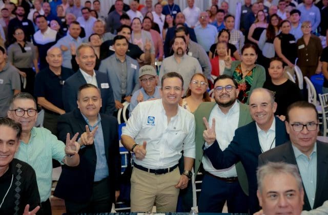 Se reúne Bonilla con 500 juarenses en foro «Ideas en Acción»