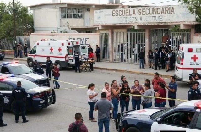 Exalumnos entran en secundaria de Torreon y mata a subdirectora