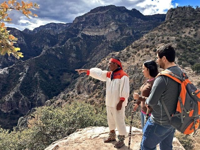 Cae llegada de turistas extranjeros a México